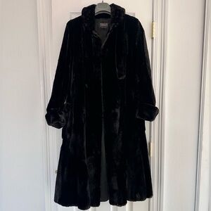 Bergdorf Goodman NYC Vintage Black Full Length Fur Mink Coat Size M - no damages
